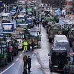 Germania paralizată de proteste: Tractoarele au închis orașele. Se anuunță proteste ale fermierior și în celelalte țări din Europa.